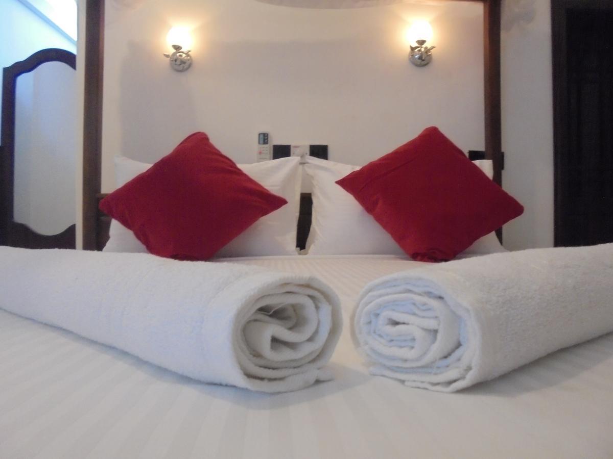 Surf Bay Resort Arugam Bay Eksteriør billede