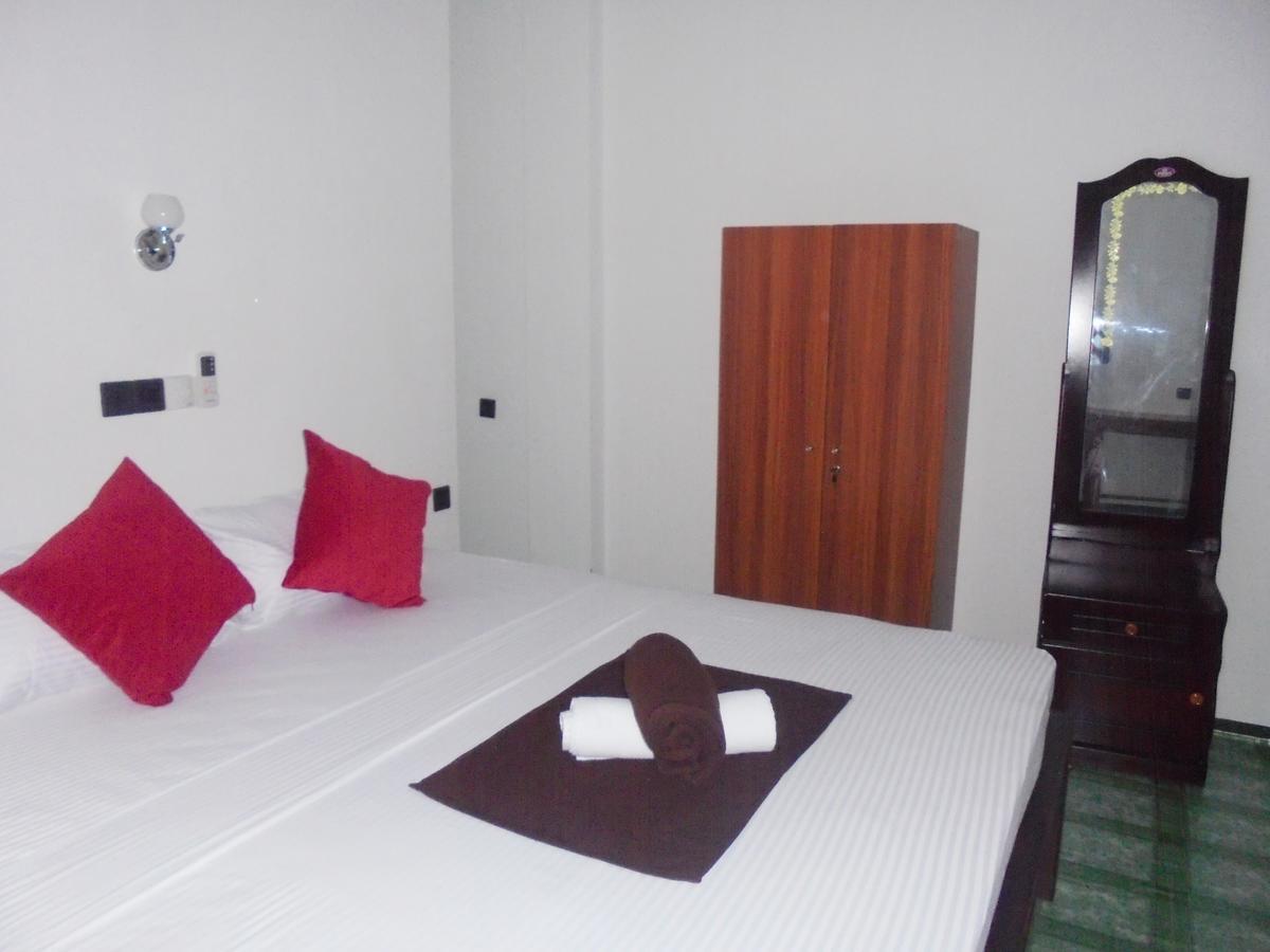 Surf Bay Resort Arugam Bay Eksteriør billede